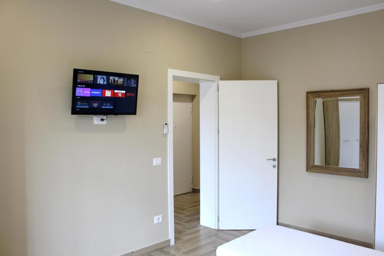 2V1 - Myslym Shyri Apartment Tirana Exterior photo